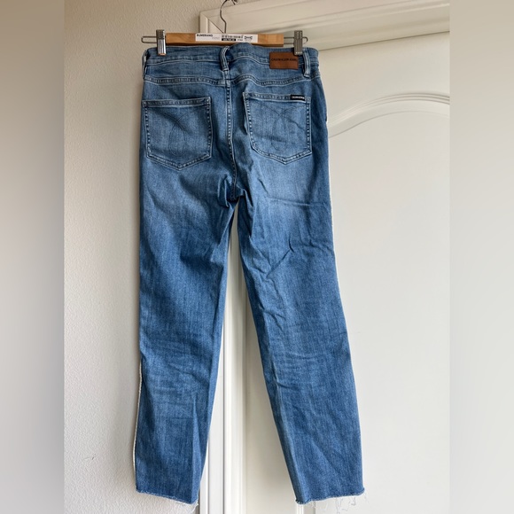 CALVIN KLEIN Slim Skinny High Rise Piped Denim Ankle Jeans - Picture 2 of 5